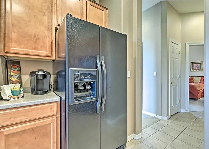 Golf Course View & Pool Access: Gem *