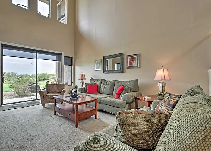 Golf Course View & Pool Access: Gem