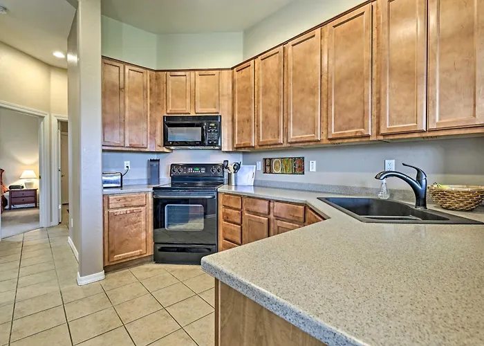 Golf Course View & Pool Access: Gem * Gold Canyon